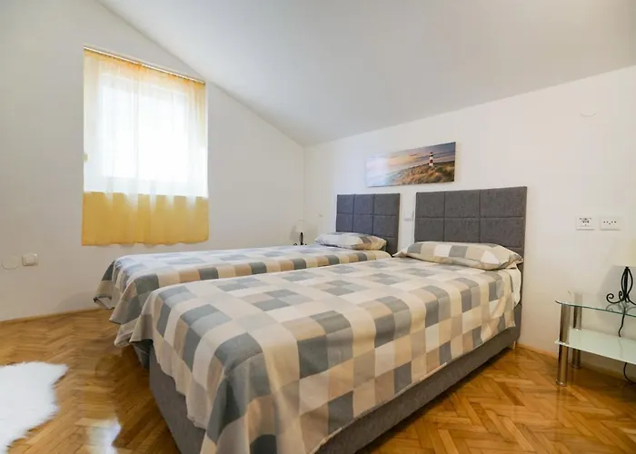 Villa Sanda With Private Pool