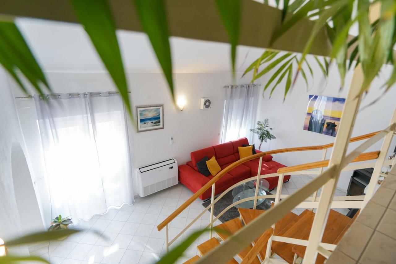 Villa Sanda With Private Pool Zadar