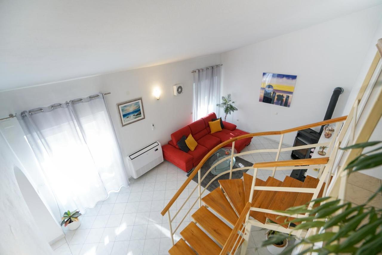 Sanda With Private Pool Villa *